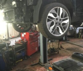 Hybrid-and-EV-repair-25